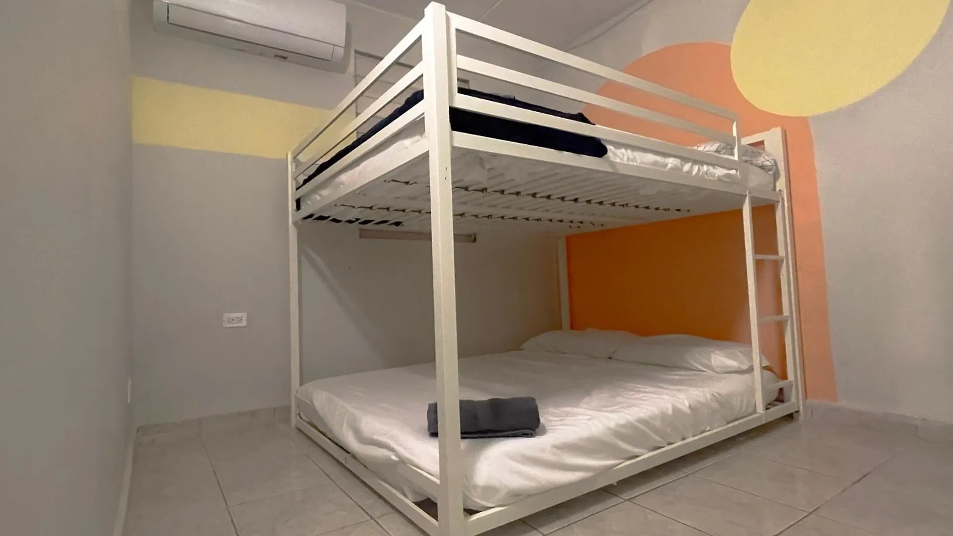 Large Group Stay For 15 Guests Near Beaches & Airport كارولينا 0*,  بورتوريكو