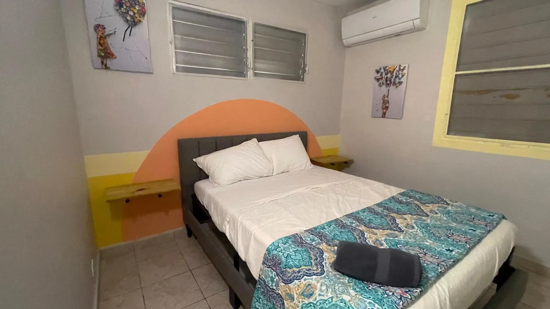 Large Group Stay For 15 Guests Near Beaches & Airport كارولينا بيت للعطل